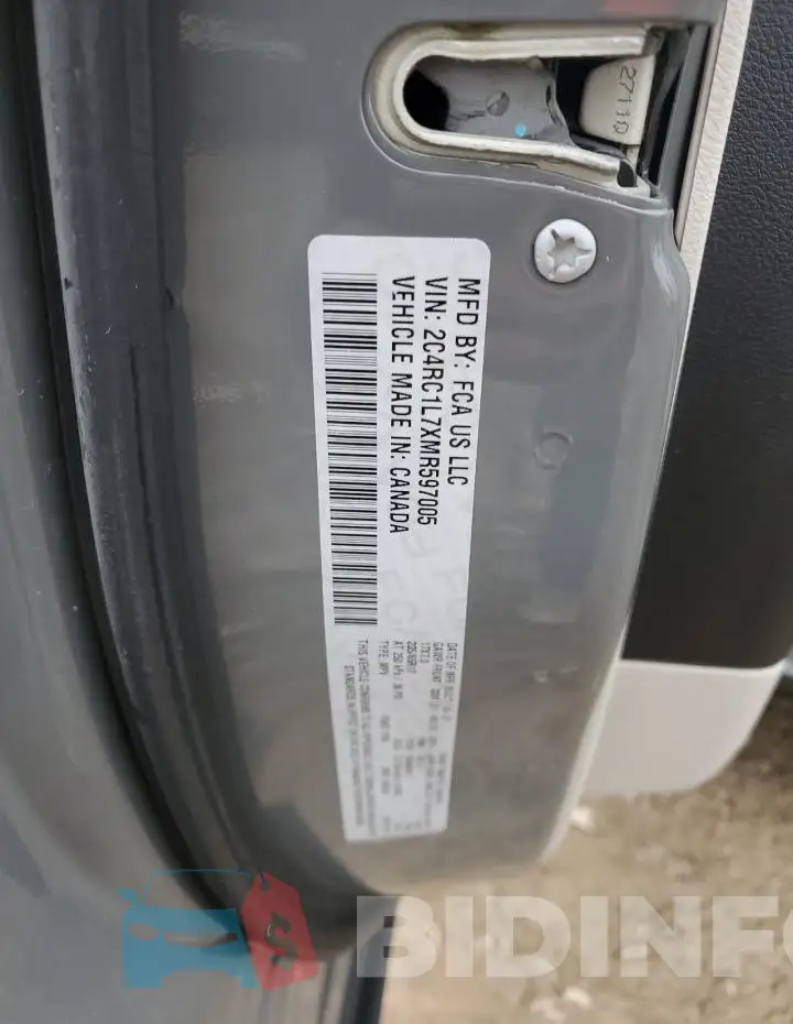 2C4RC1L7XMR597005 Photo# 13