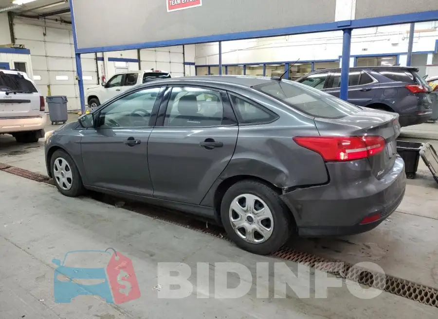 1FADP3E28JL331004 Photo# 2