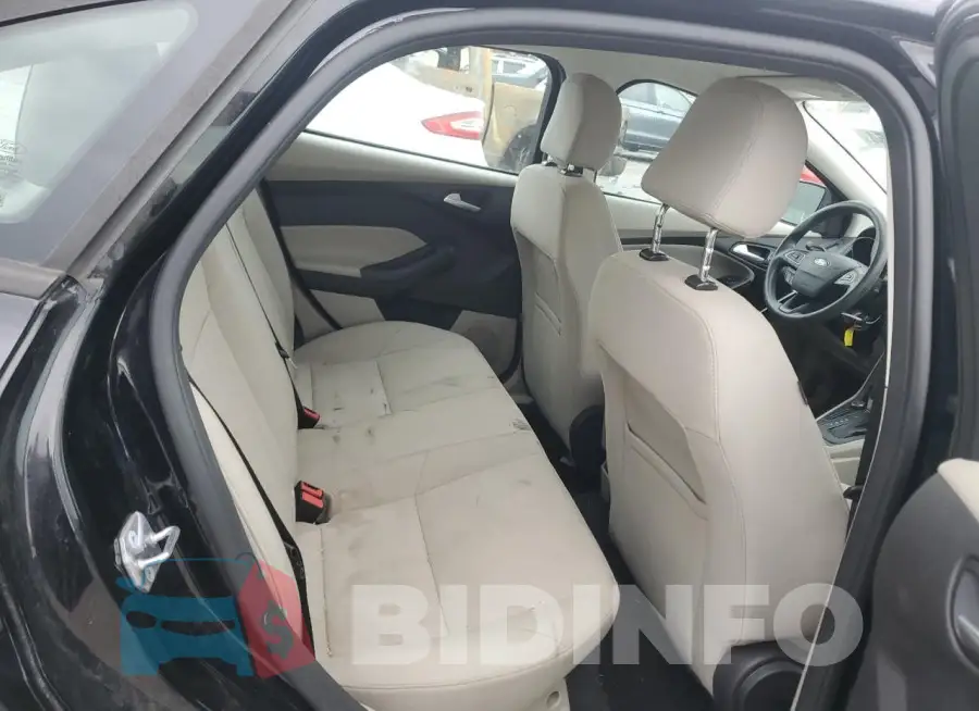 1FADP3F22GL397054 Photo# 10