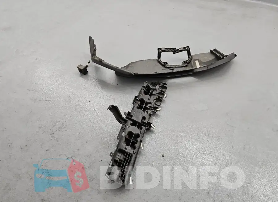 1FATP8UH1N5107145 Photo# 12