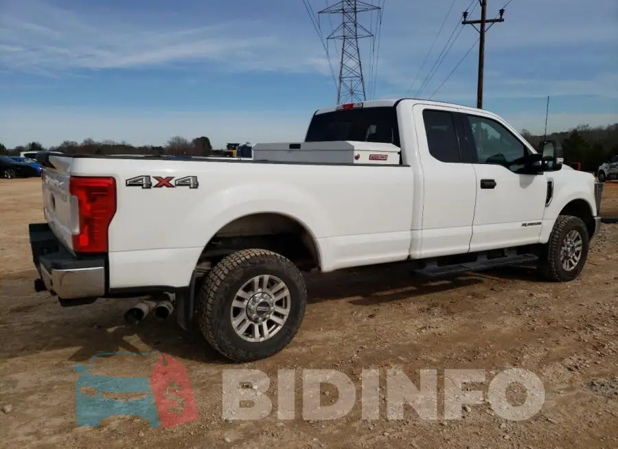 1FT7X2BT0KEC44508 Photo# 3
