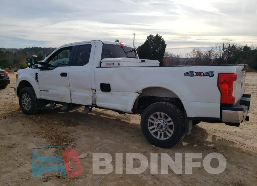 1FT7X2BT0KEC44508 Photo# 2