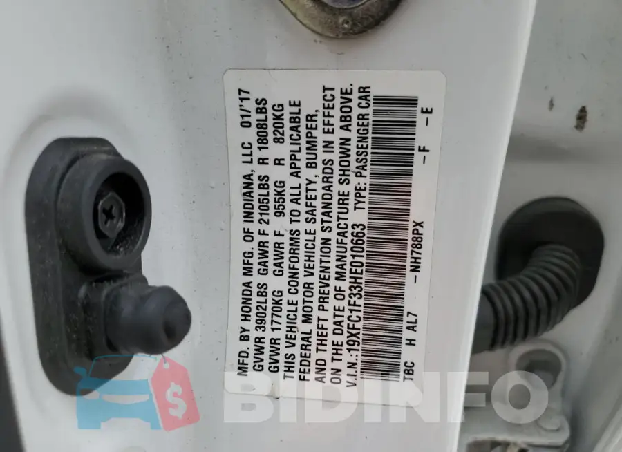 19XFC1F33HE010663 Photo# 12