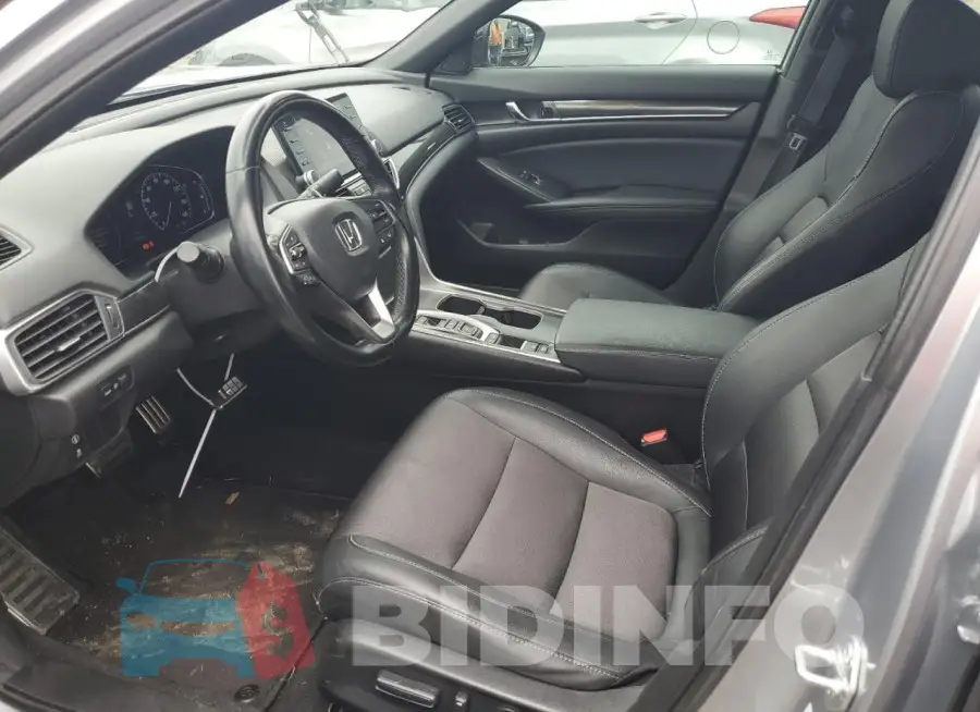 1HGCV2F37MA013583 Photo# 7