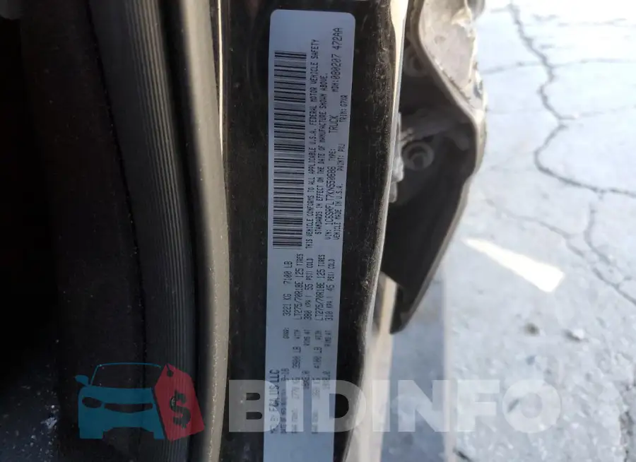 1C6SRFLT7KN550686 Photo# 12