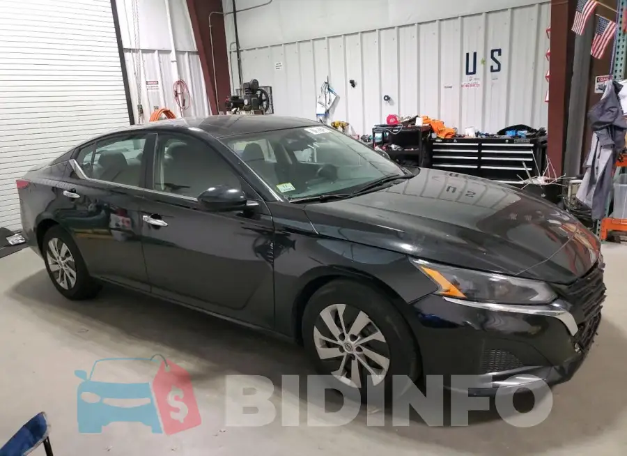 1N4BL4BV1PN312251 Photo# 4