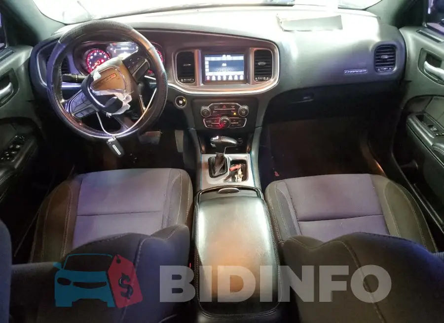 2C3CDXBG8KH748941 Photo# 8