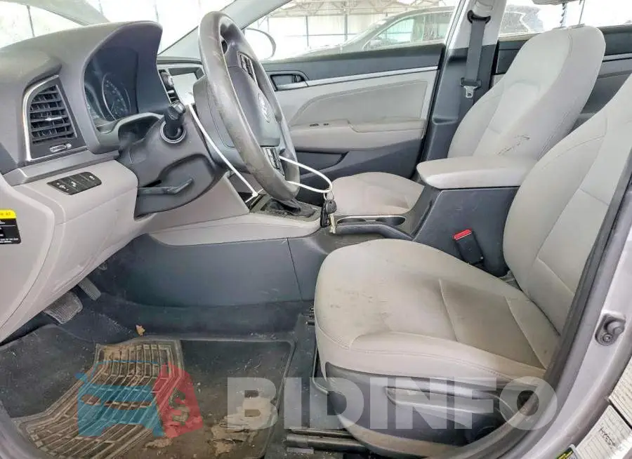 5NPD84LF0JH314060 Photo# 7