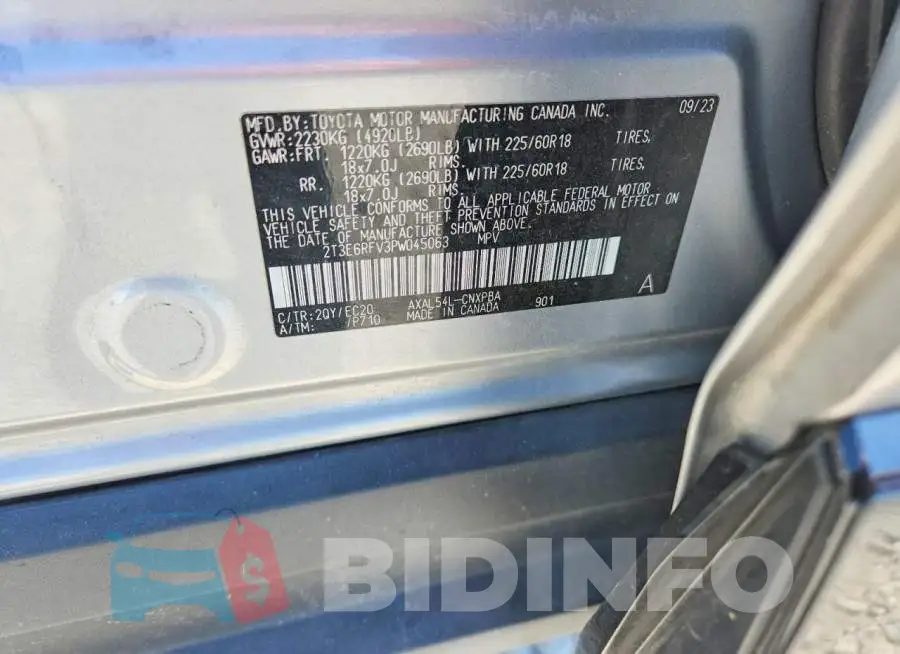 2T3E6RFV3PW045063 Photo# 13