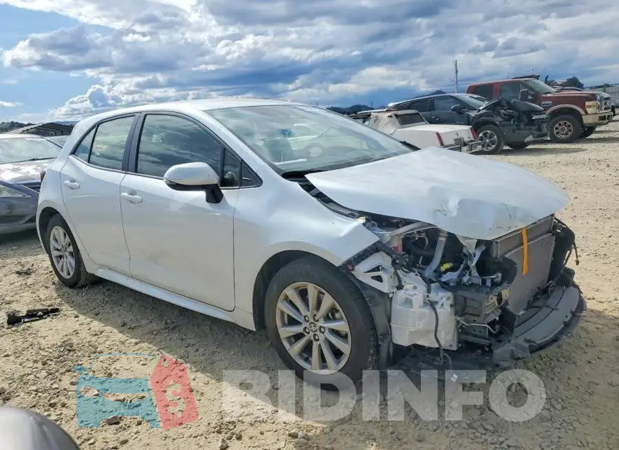 JTND4MBE3P3201899 Photo# 4