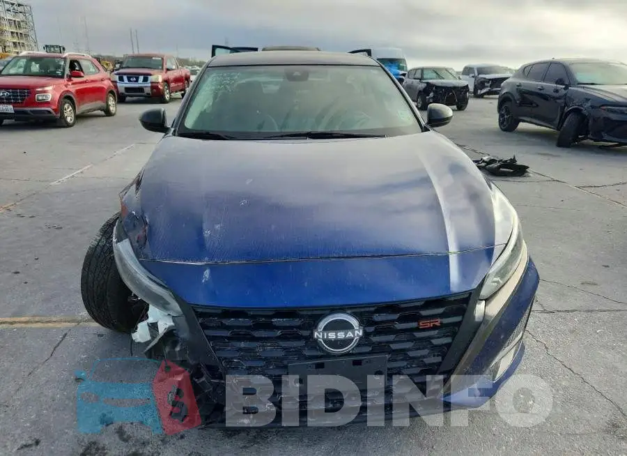 1N4BL4CV8PN318773 Photo# 5