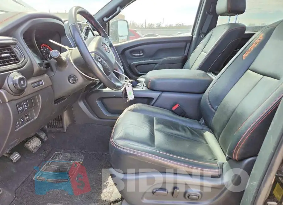 1N6AA1FB2PN117945 Photo# 7