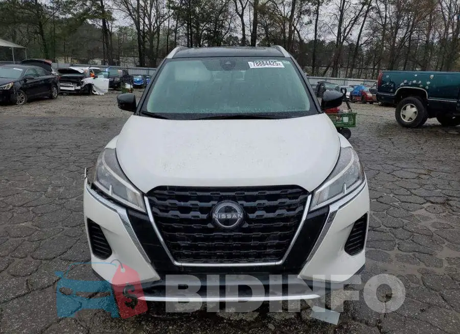 3N1CP5CV9NL482784 Photo# 5