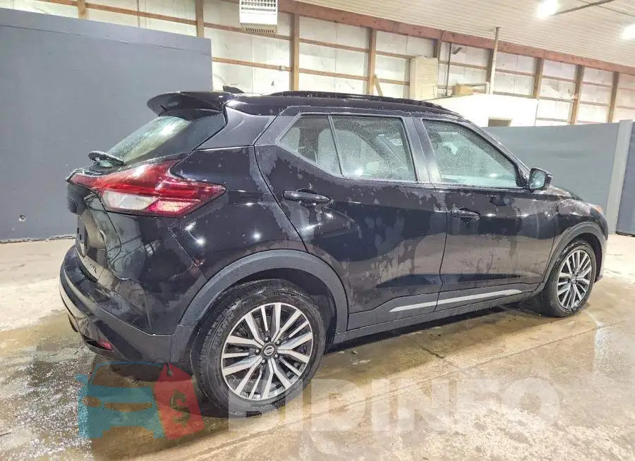 3N1CP5DV5ML524722 Photo# 3