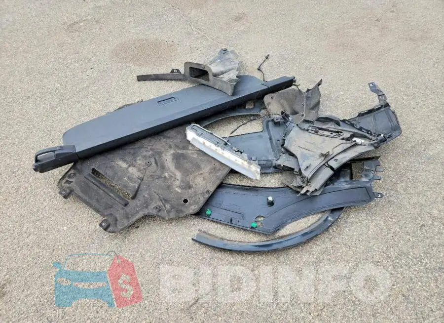 WP1AA2AY9KDA17570 Photo# 13