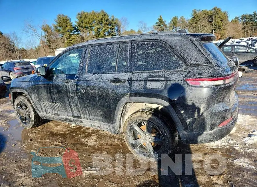 1C4RJHAG6PC565618 Photo# 2