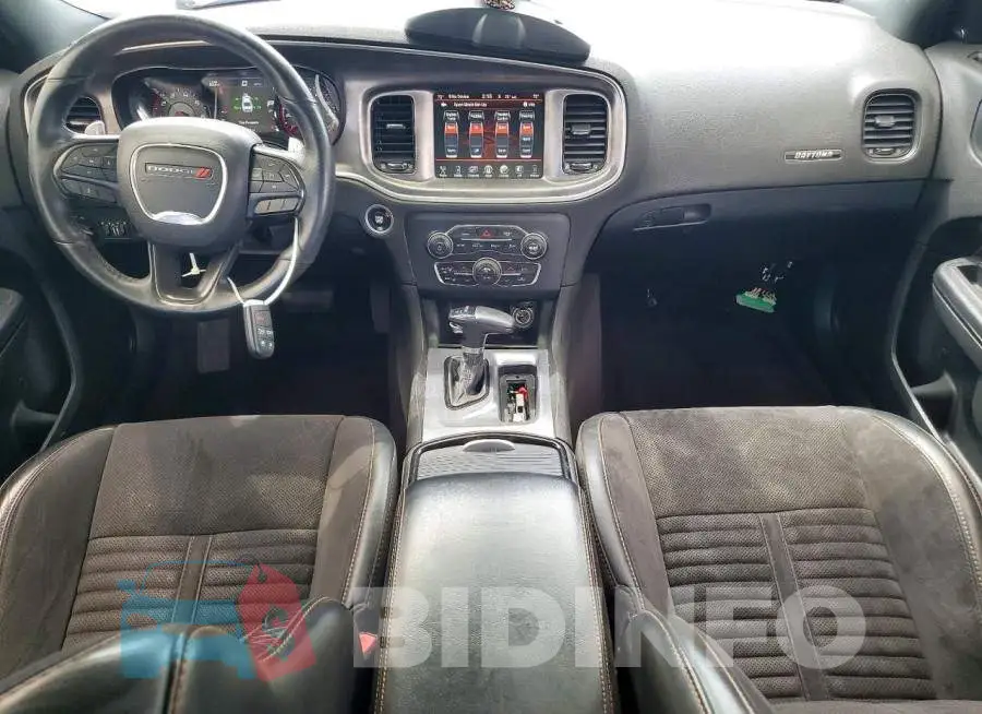 2C3CDXCT8HH620557 Photo# 8