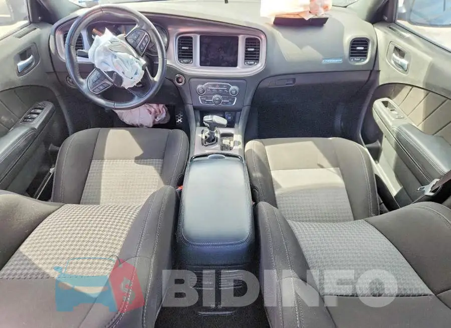 2C3CDXHG9PH513284 Photo# 8