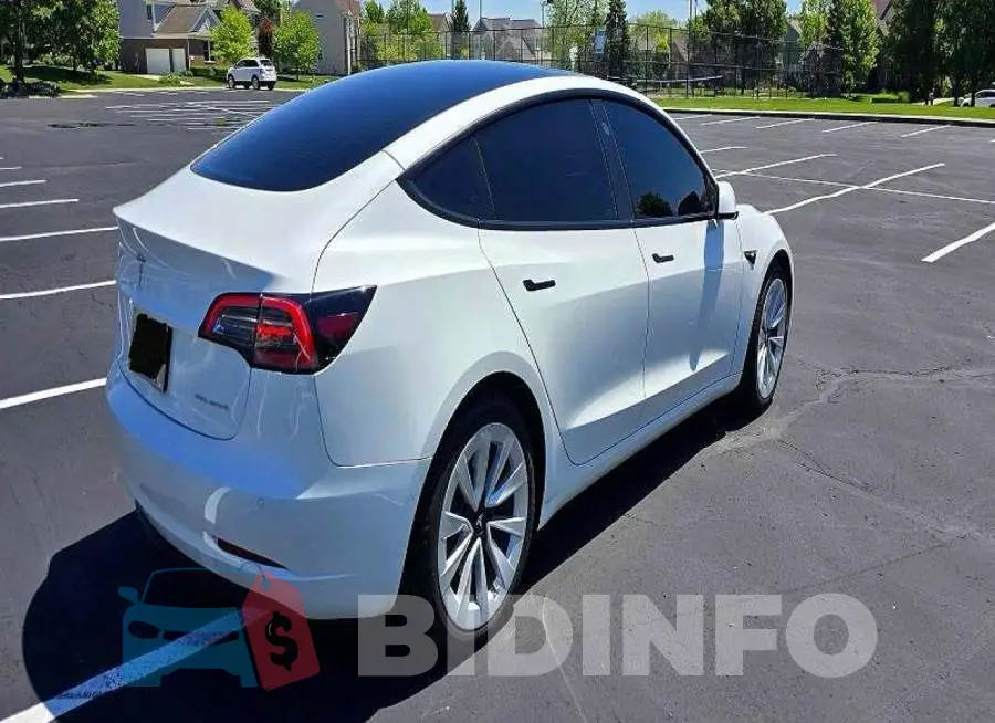 5YJ3E1EB8NF276384 Photo# 4