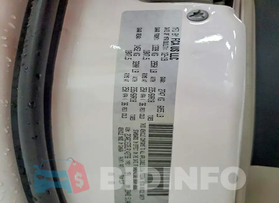 2C4RC1EG5LR142736 Photo# 13