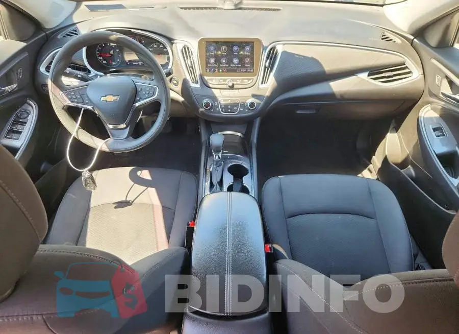 1G1ZD5ST9PF241748 Photo# 8