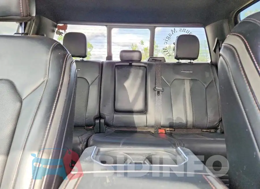 1FT8W3BT6KEF43367 Photo# 10