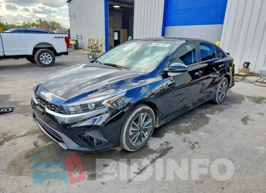 3KPF24AD5PE663224 Photo# 1