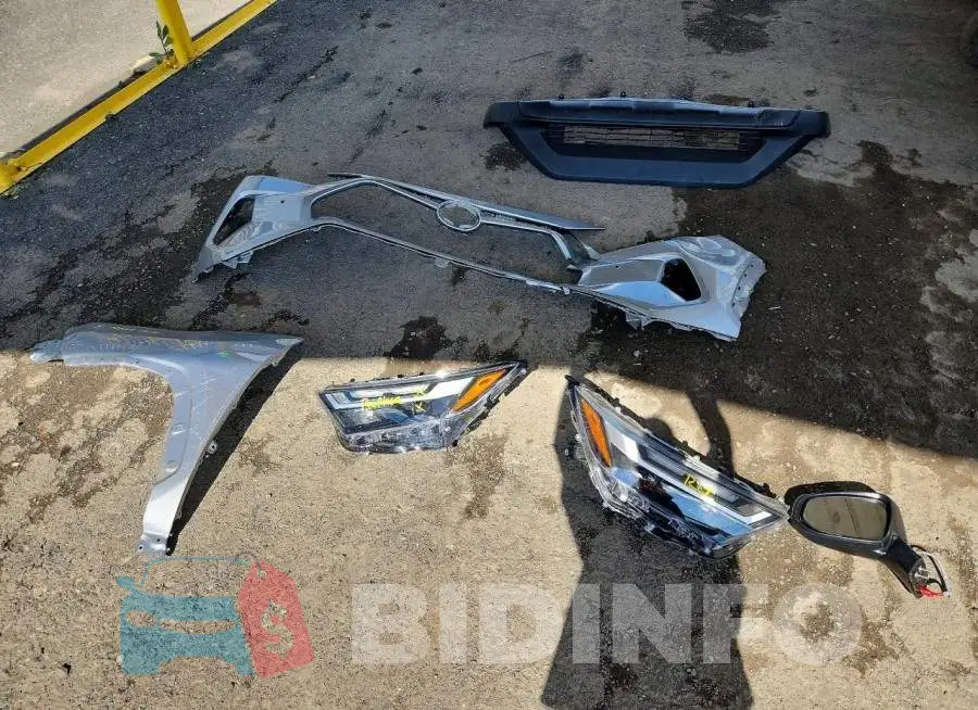 2T3A1RFV4RC450902 Photo# 13