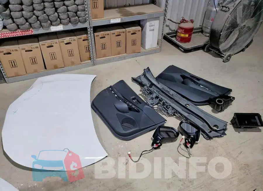 5YFB4MDE6TP381048 Photo# 12