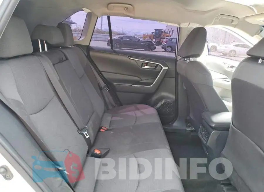 JTMW1RFV8LD056277 Photo# 11