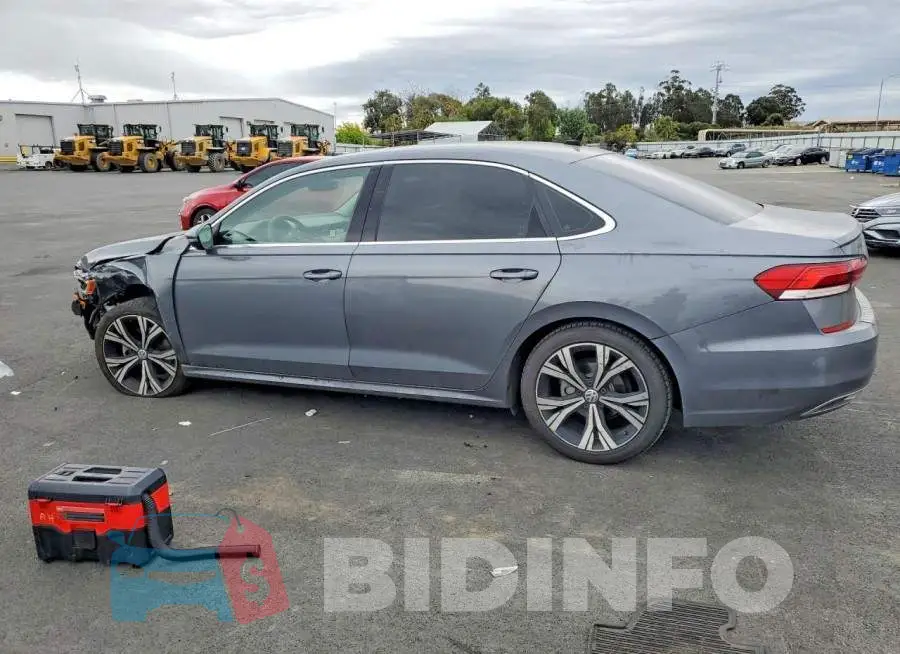 1VWSA7A33MC015813 Photo# 2