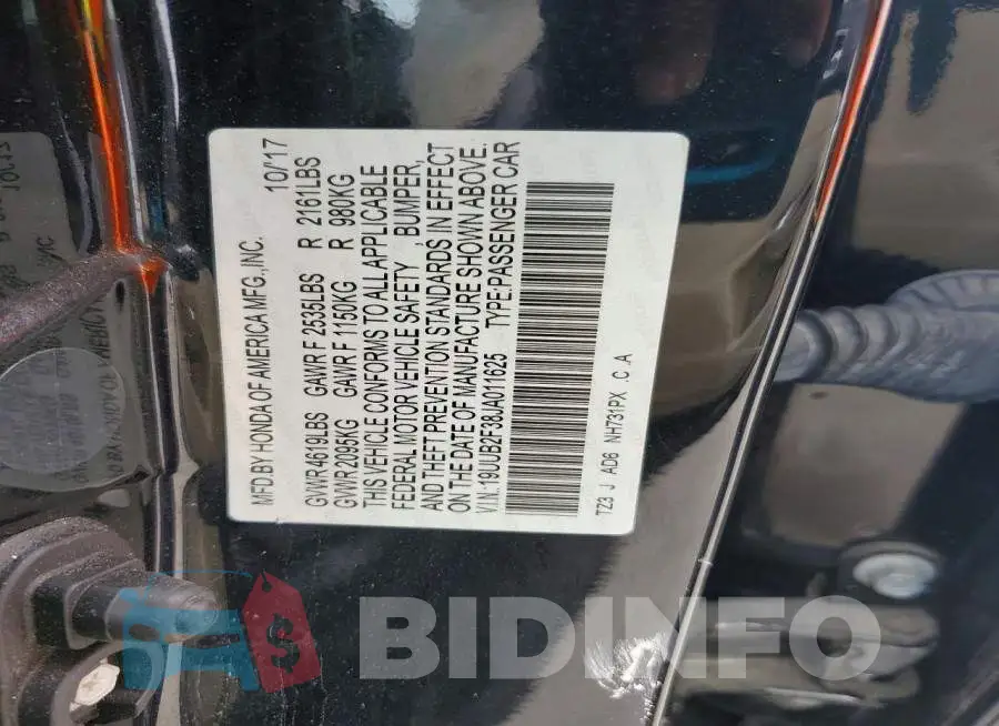 19UUB2F38JA011625 Photo# 12