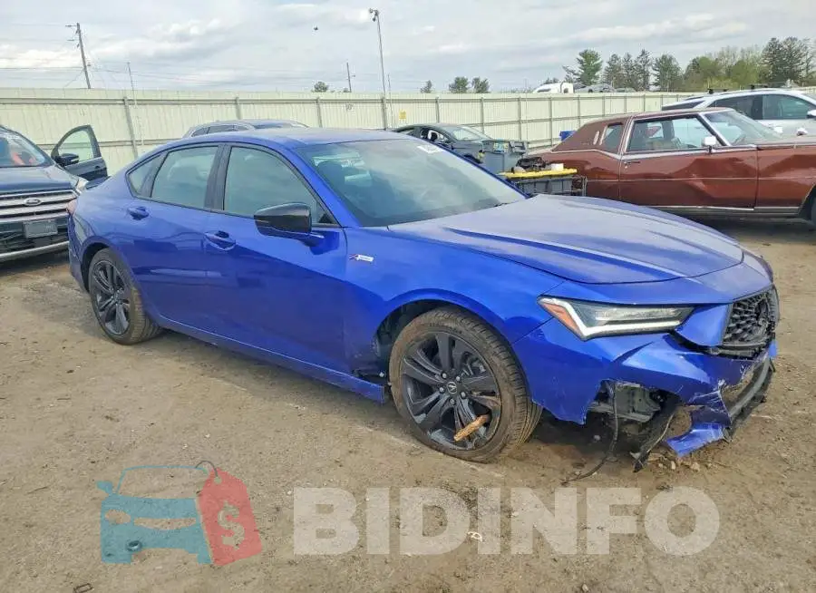 19UUB6F53MA006877 Photo# 4