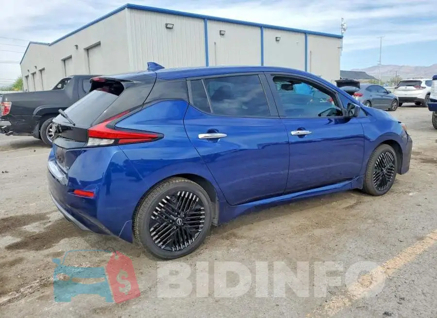 1N4CZ1CV7PC550097 Photo# 3