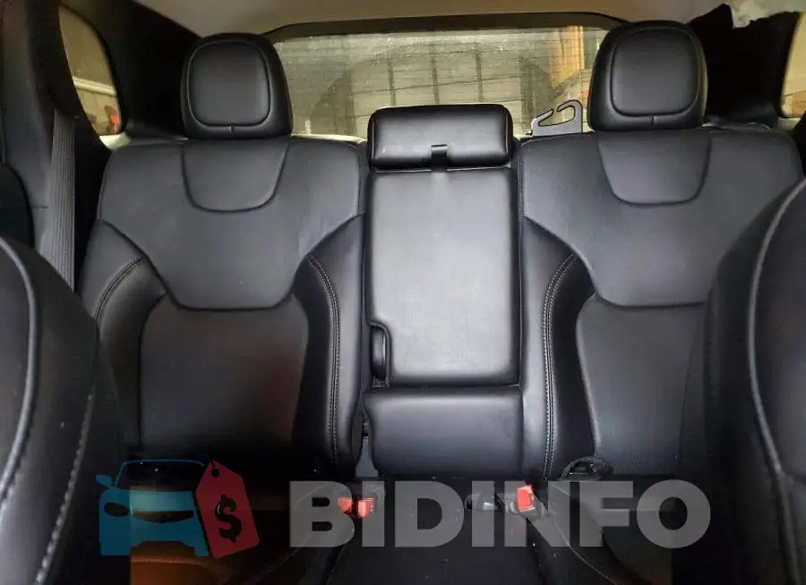 1C4PJMDX2MD117443 Photo# 10