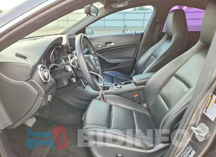 WDDSJ4EB6JN573938 Photo# 7