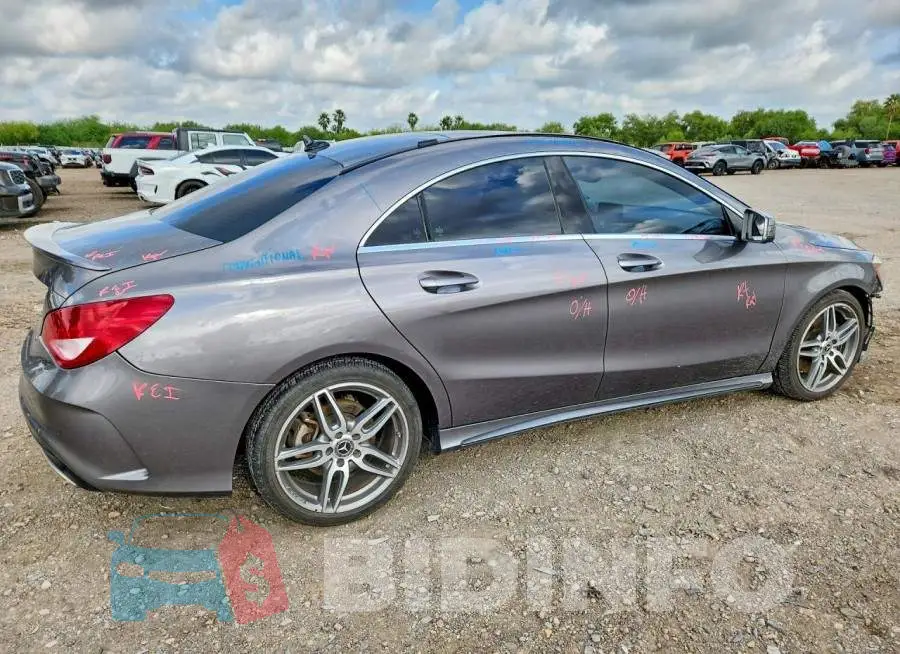 WDDSJ4EB6JN573938 Photo# 3