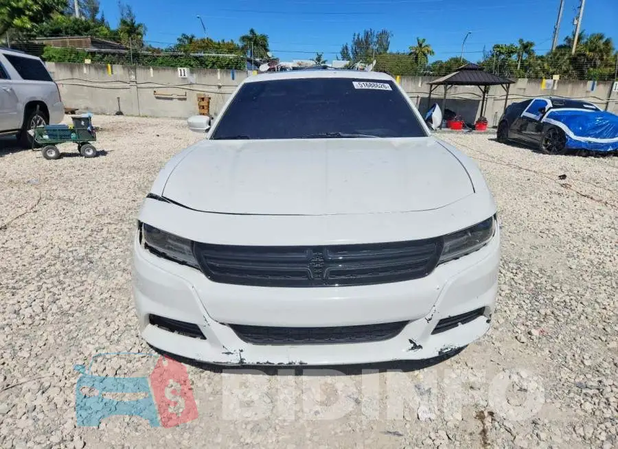2C3CDXBG2KH657020 Photo# 5