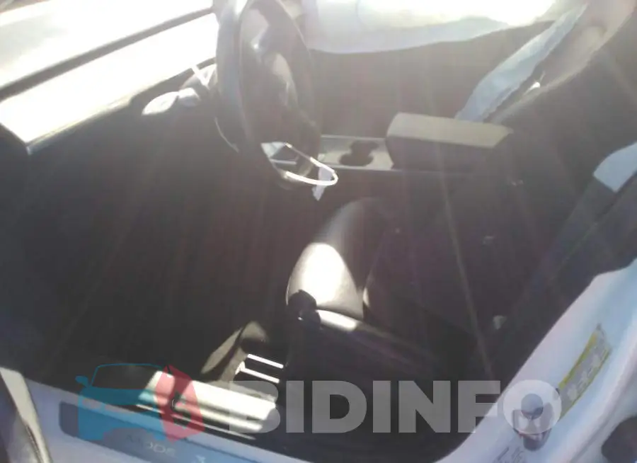 5YJ3E1EA1JF164737 Photo# 7