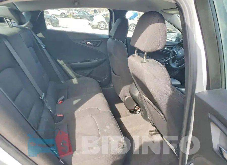 1G1ZB5ST8KF228228 Photo# 10