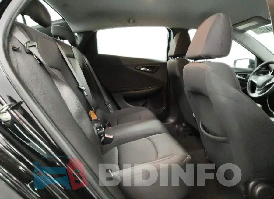 1G1ZD5ST9PF190882 Photo# 10