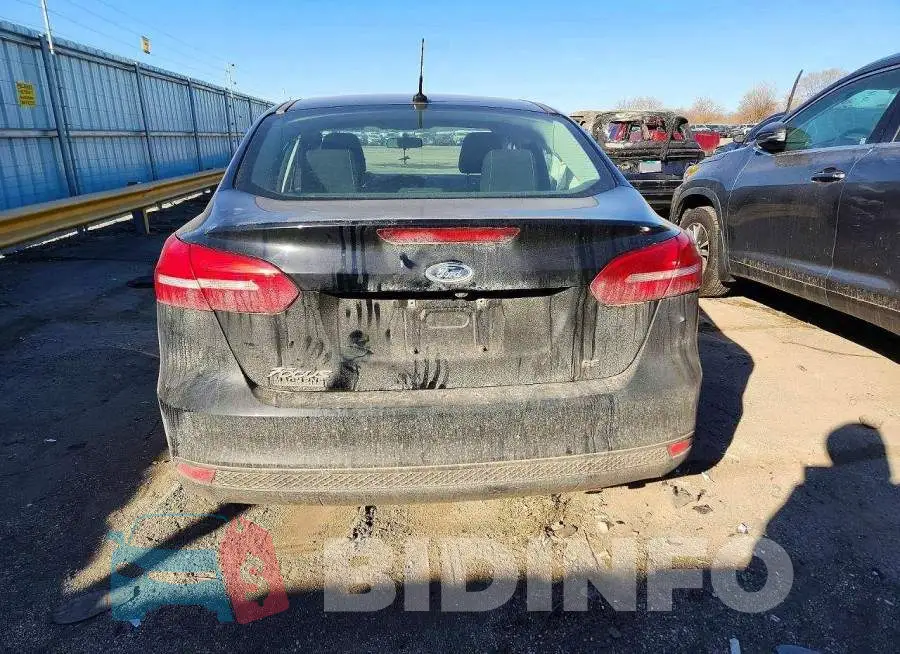 1FADP3F28HL323414 Photo# 6