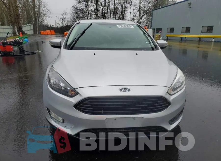 1FADP3FE9HL244747 Photo# 5