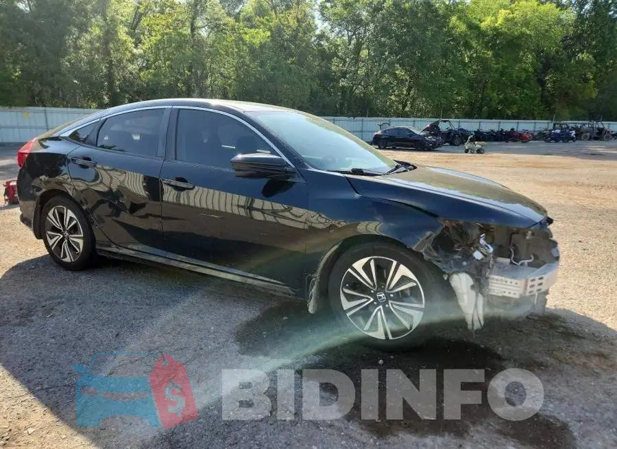 19XFC1F35HE012785 Photo# 4