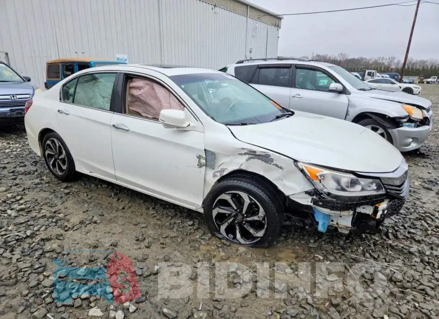 1HGCR2F78HA115178 Photo# 4