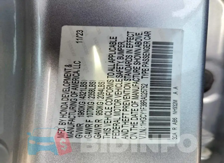1HGCY1F38RA025752 Photo# 12