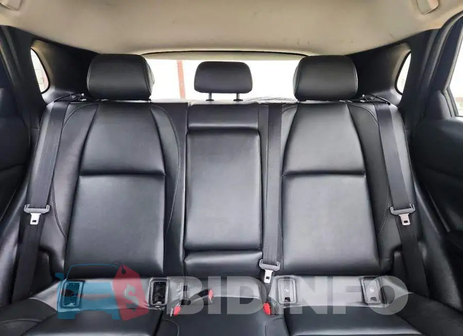 3MVDMBBL8MM228919 Photo# 10