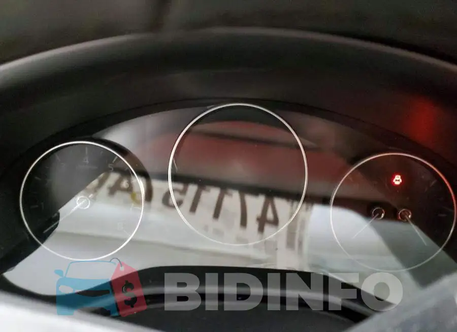 3MVDMBBM8SM853178 Photo# 9
