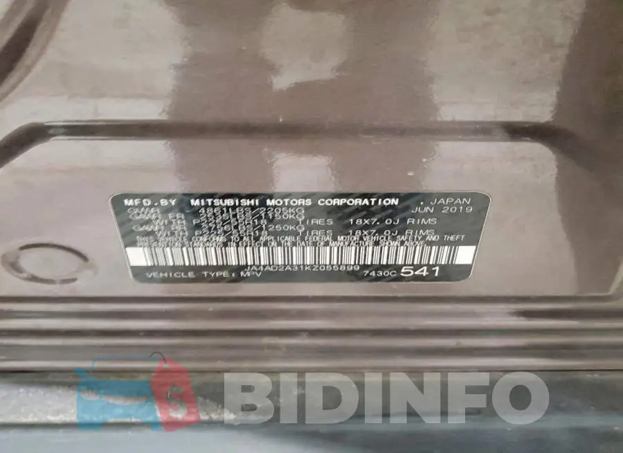 JA4AD2A31KZ055899 Photo# 14