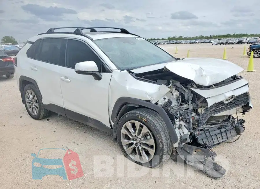 2T3C1RFV8PW278295 Photo# 4